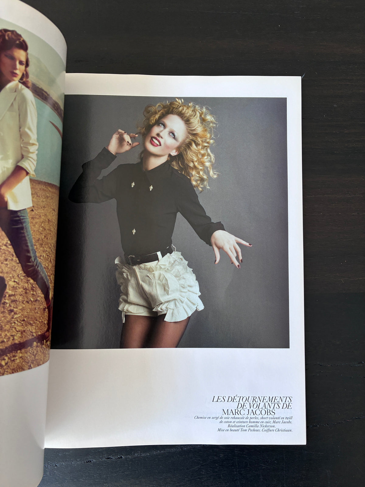 Vogue Paris No. 904 - February 2010