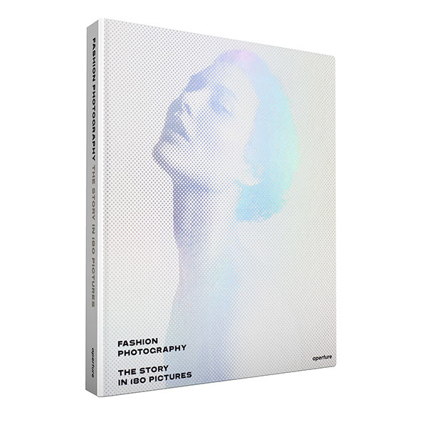 Fashion Photography: The Story in 180 Pictures (2017)