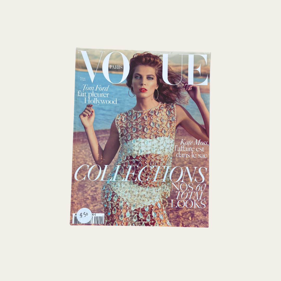 Vogue Paris No. 904 - February 2010