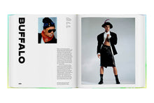 Load image into Gallery viewer, Fashion Photography: The Story in 180 Pictures (2017)